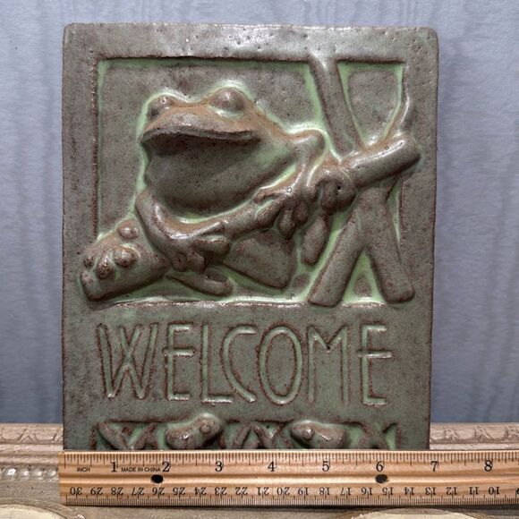 Janet Ontko Handmade Frog Clay Pottery Welcome Sign Tile Artist USA - Picture 3 of 6